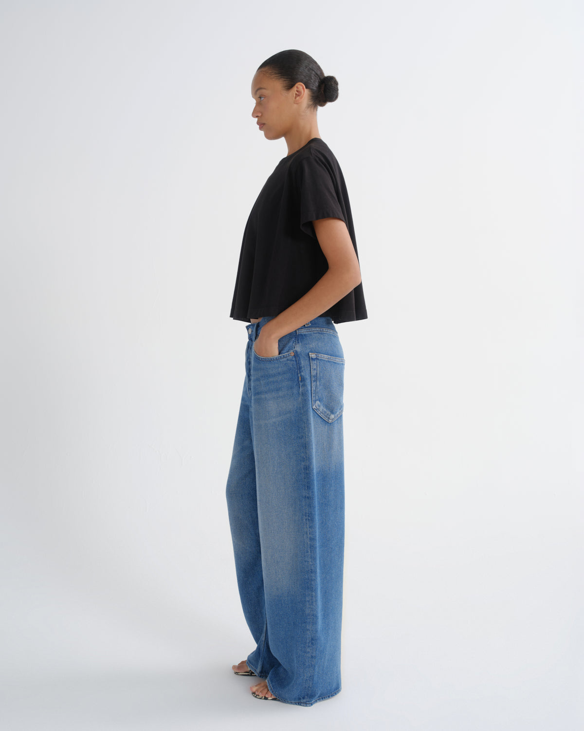 agolde-rounded-baggy-flyweight-jeans-expression-dunkelblau image 4