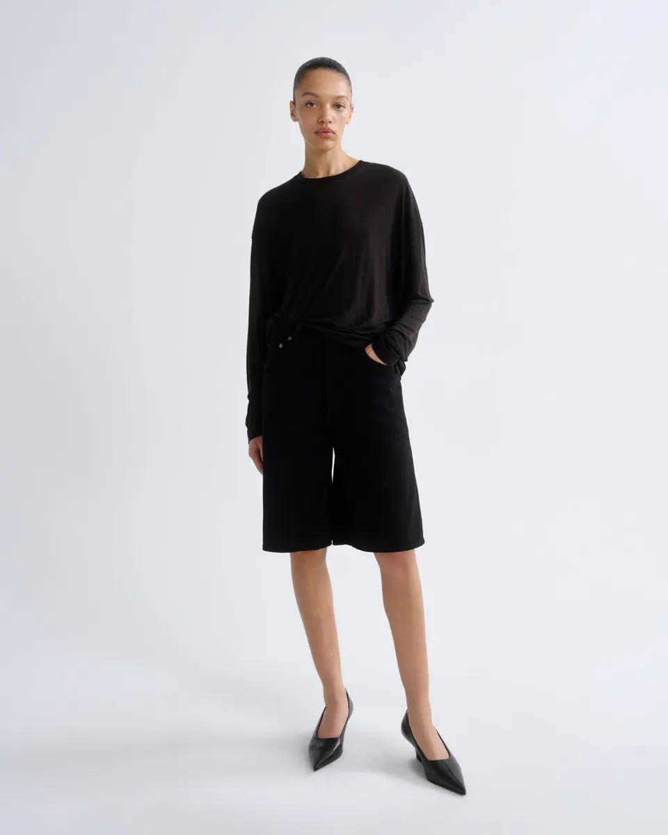 agolde-nolan-short-weightless-shorts-cover-schwarz image 1