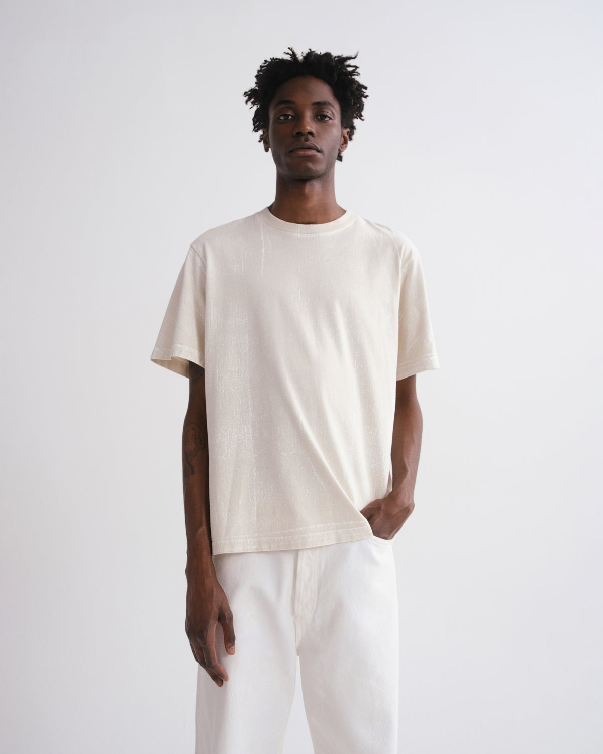 agolde-asha-mock-neck-tee-tempo-herren-offwhite image 1