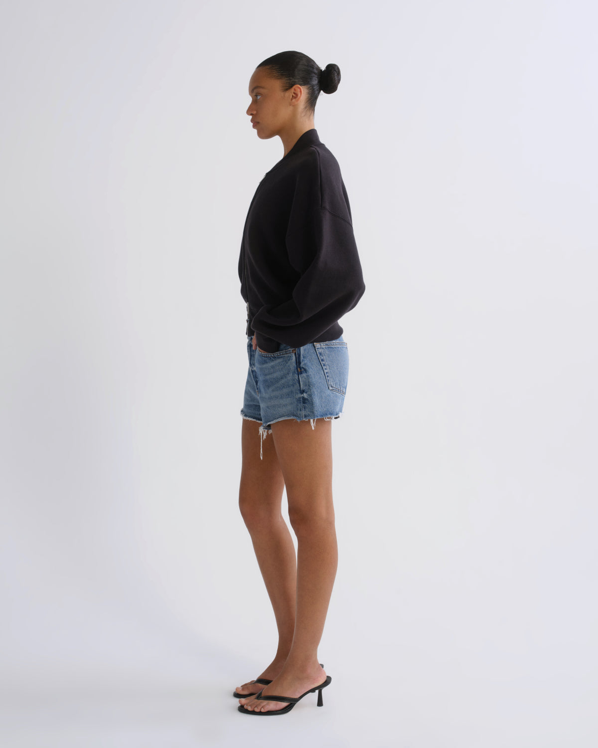 agolde-parker-chorus-jeansshorts-vintage-indigo image 4