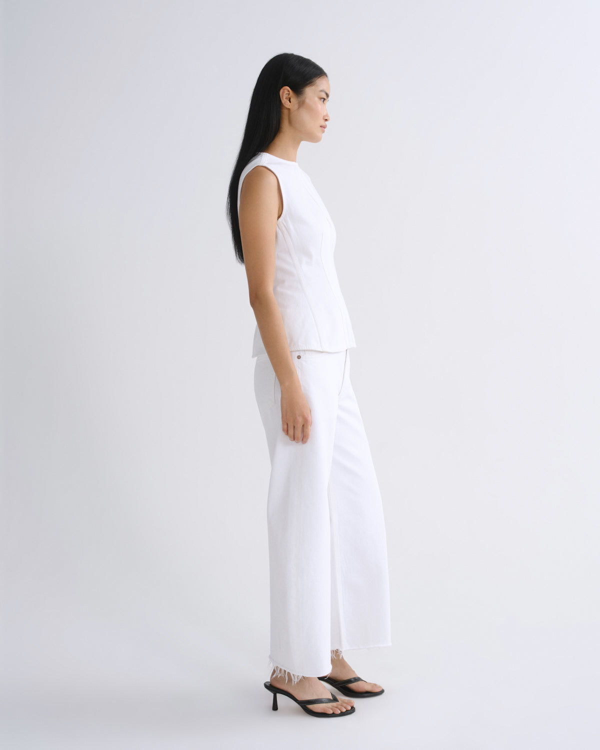 agolde-low-curve-fray-a238-1183-damenjeans-milkshake-wei image 4