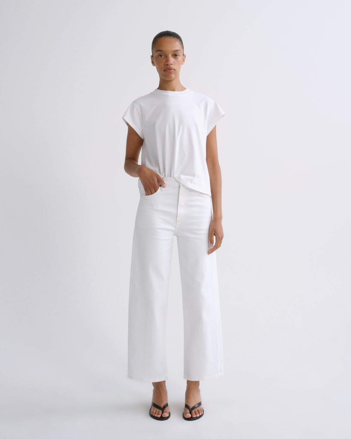 agolde-ren-jean-stretch-jeans-white-wash-cropped-wei image 1