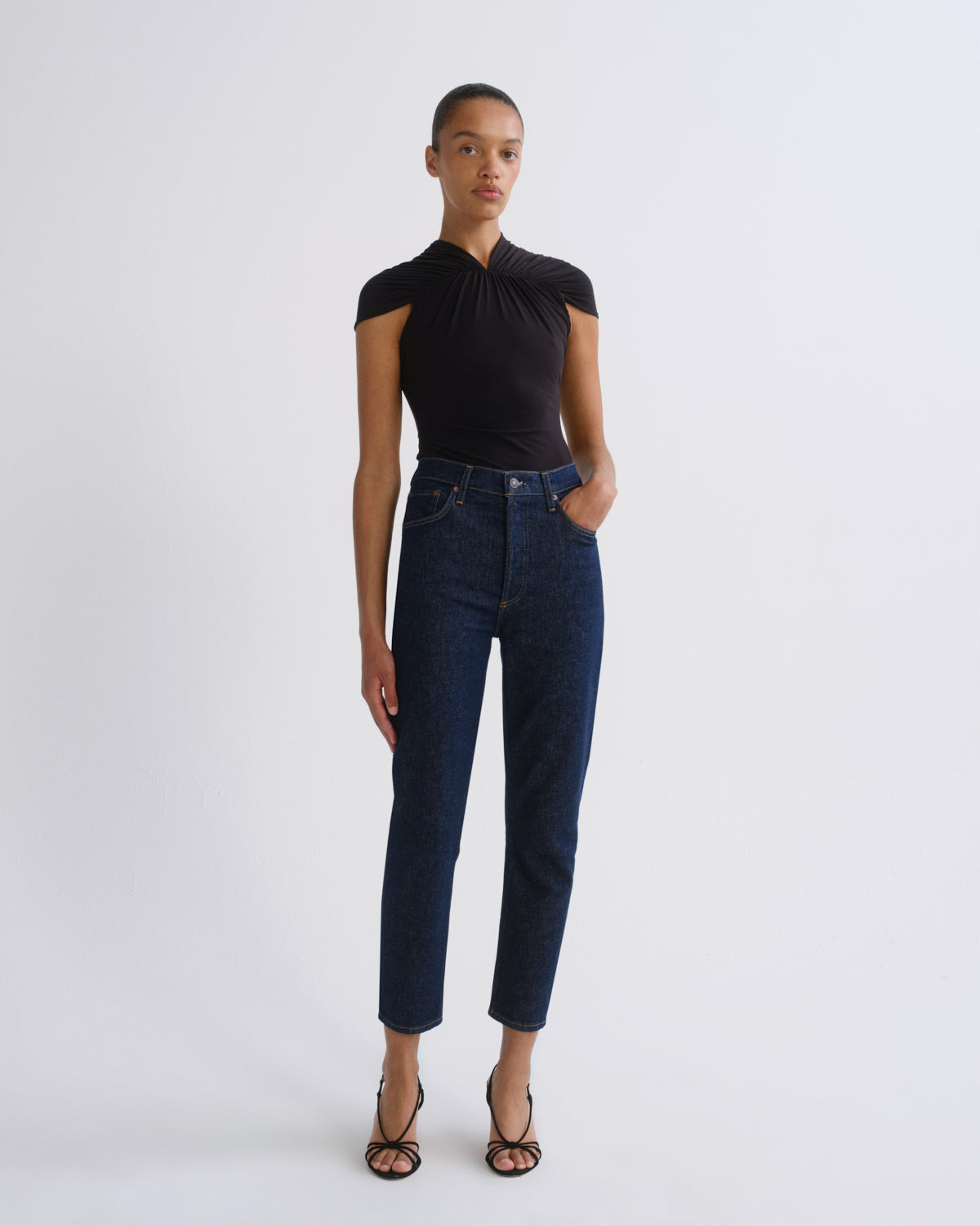 agolde-riley-straight-crop-jeans-reissue-indigo image 1