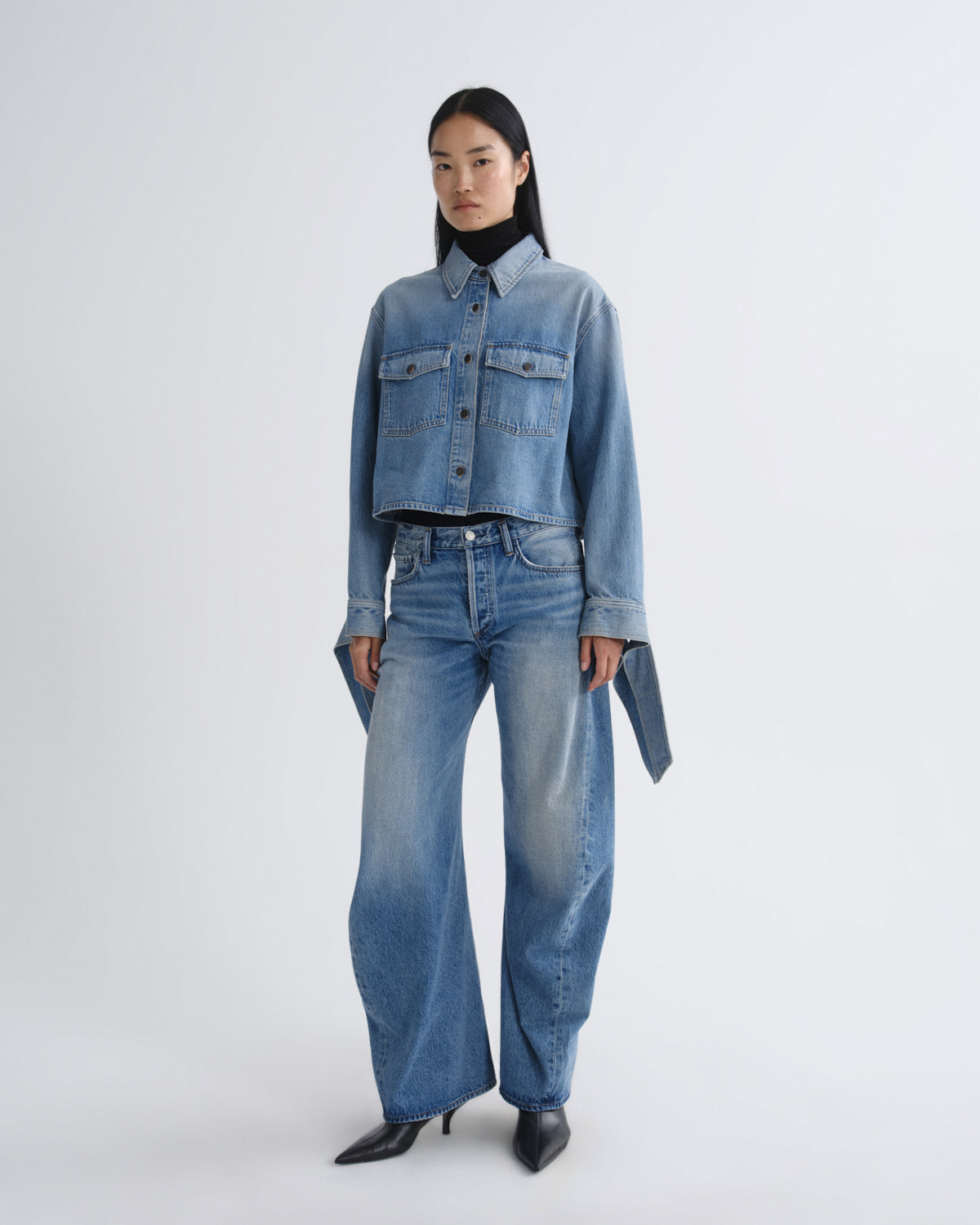 agolde-hewitt-hemd-index-indigo-denim-cropped image 4