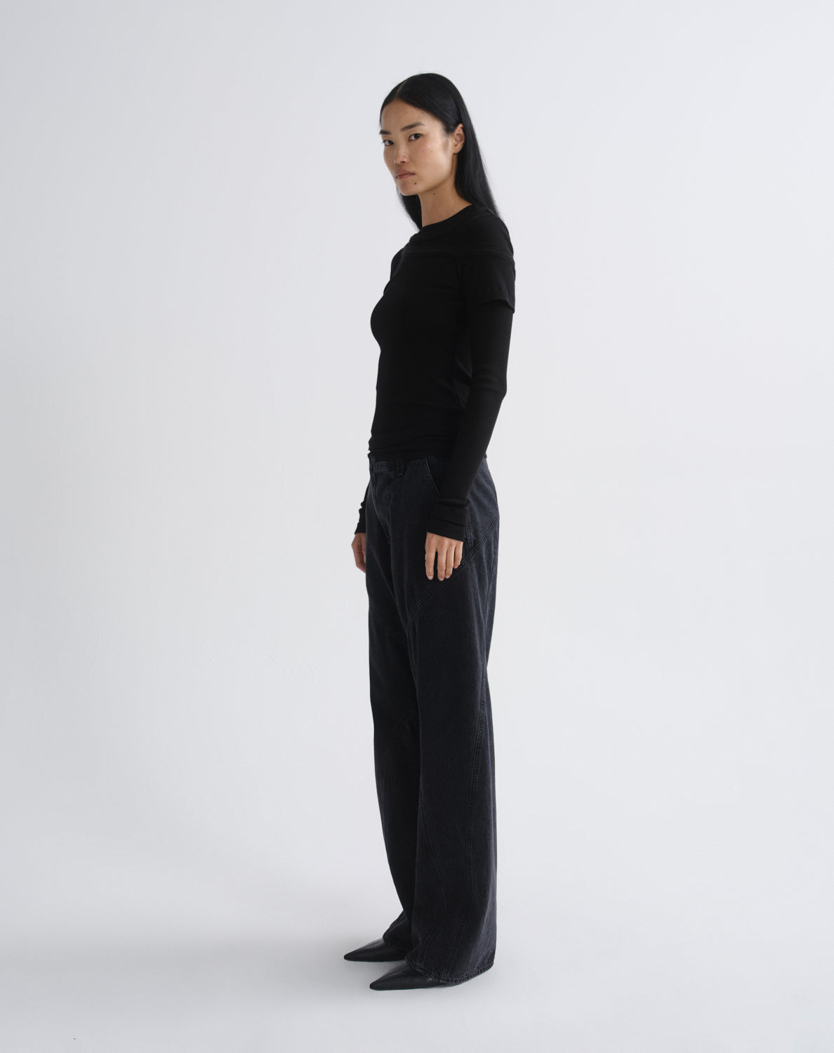 agolde-harlon-top-shirt-schwarz-damen-ripstrick image 4