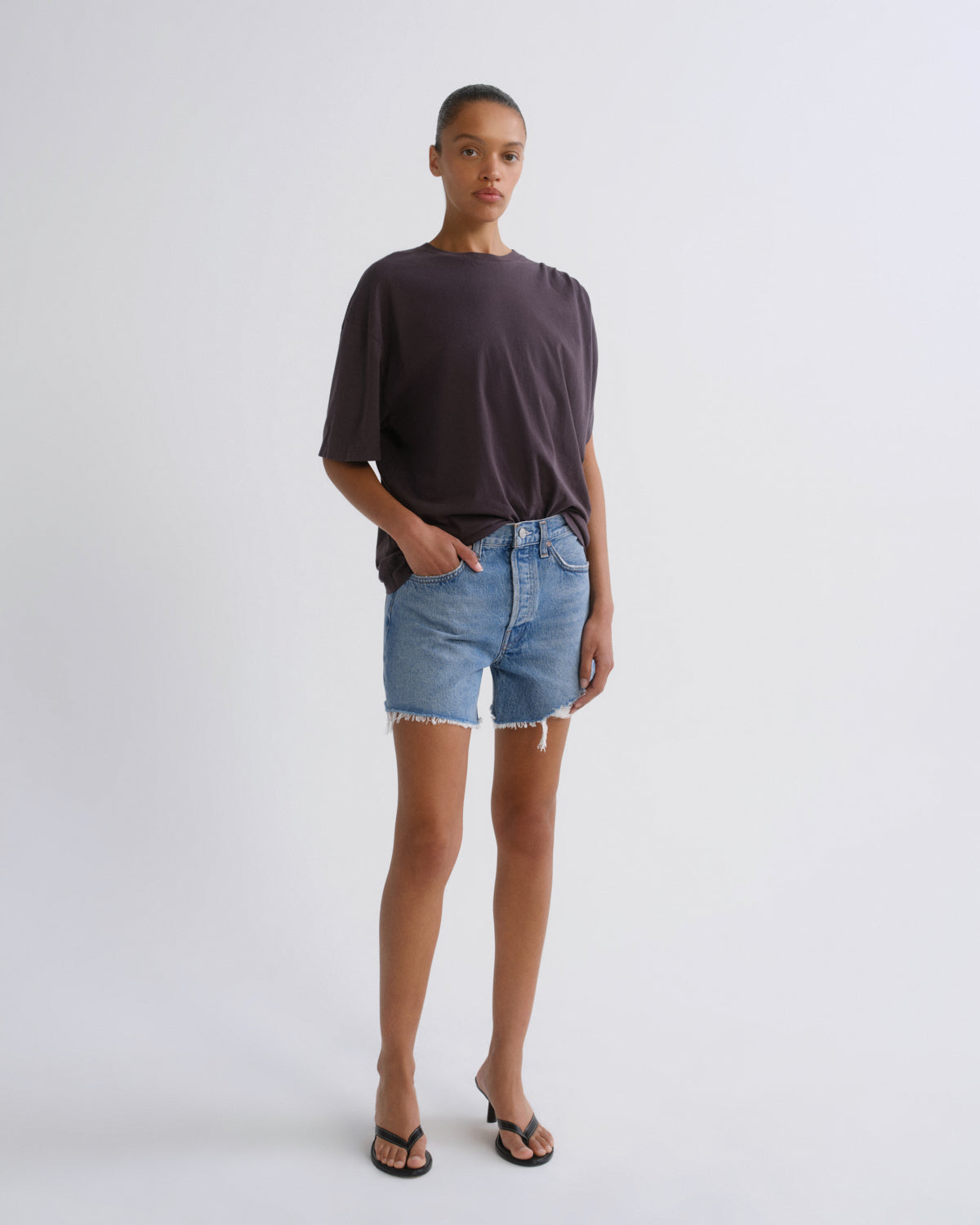 agolde-parker-long-jeansshorts-community-damen image 3