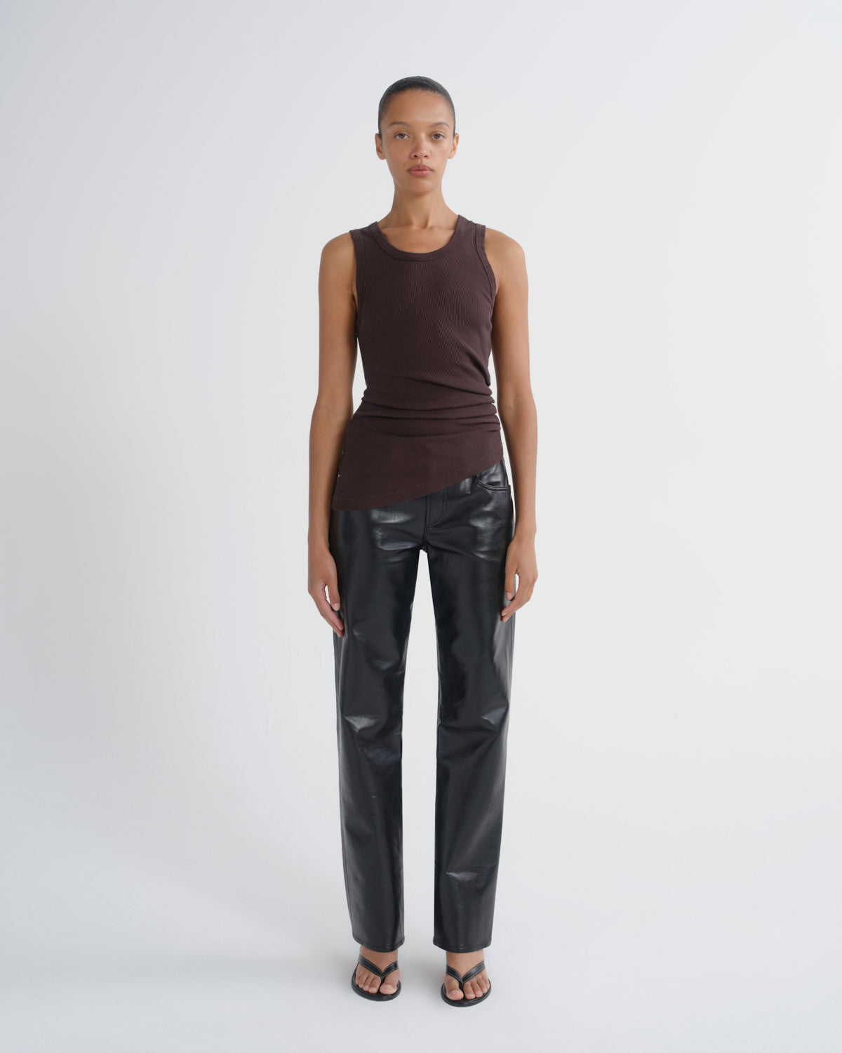 agolde-twisted-poppy-tank-top-tone-braun-rippstrick image 3