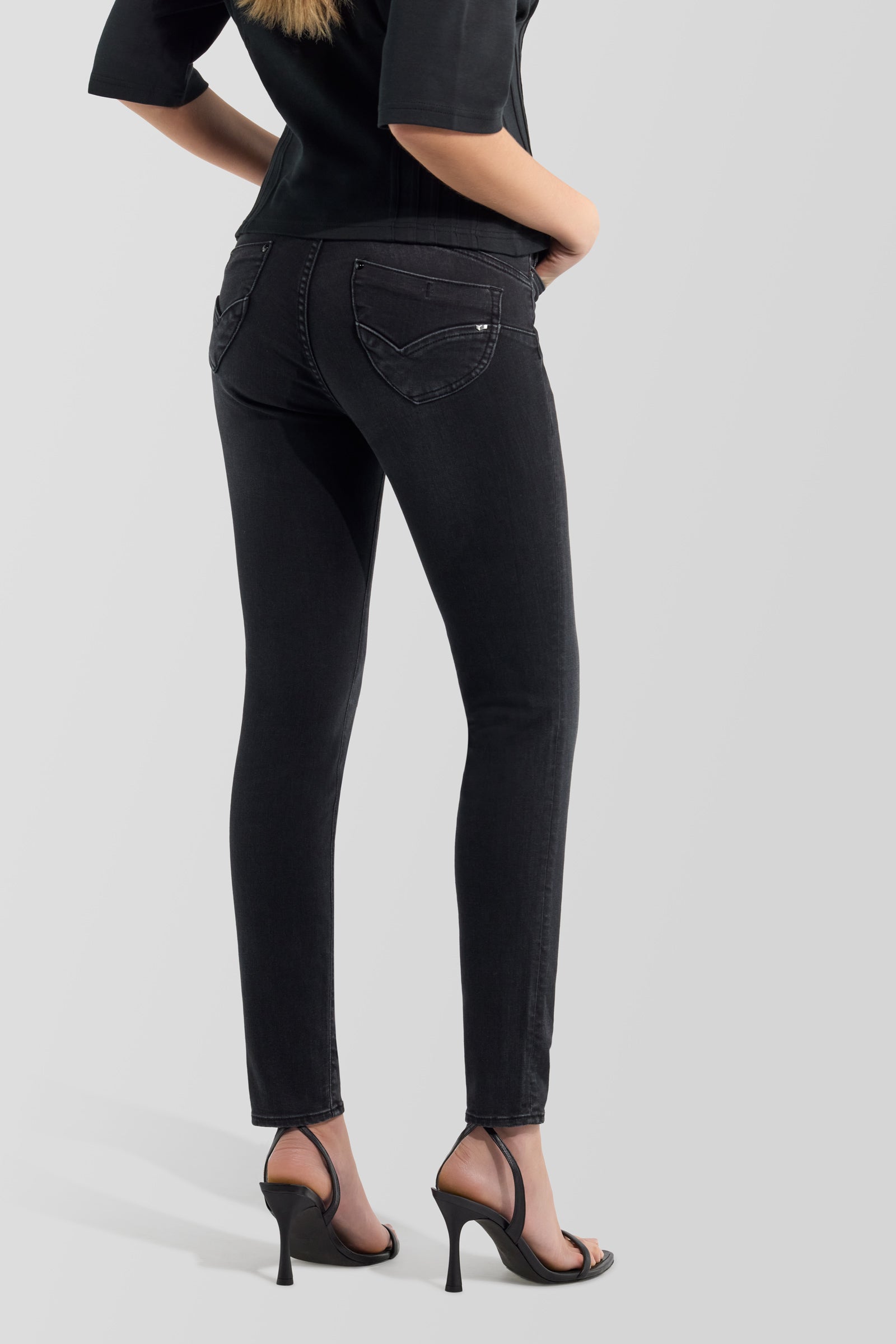 gas-star-up-pk-68bm-skinny-jeans-damen-schwarz-stretch image 2