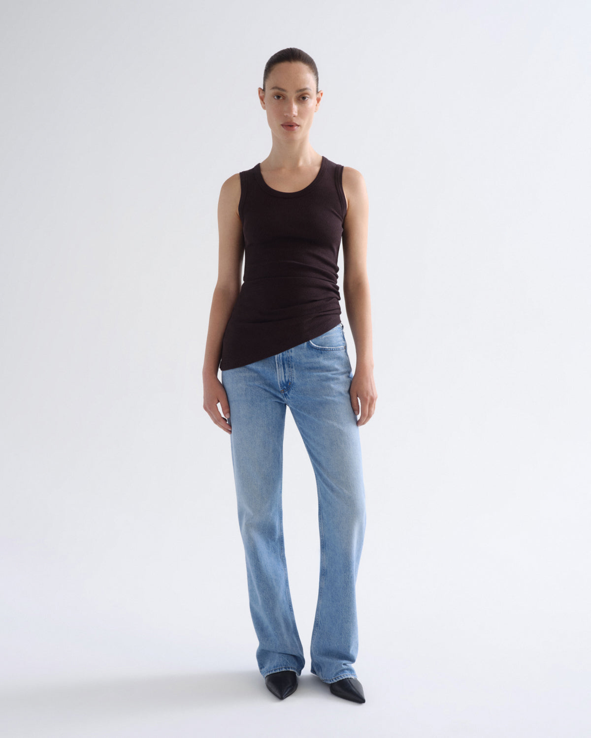 agolde-leena-weightless-flare-jeans-stream-hellblau image 1