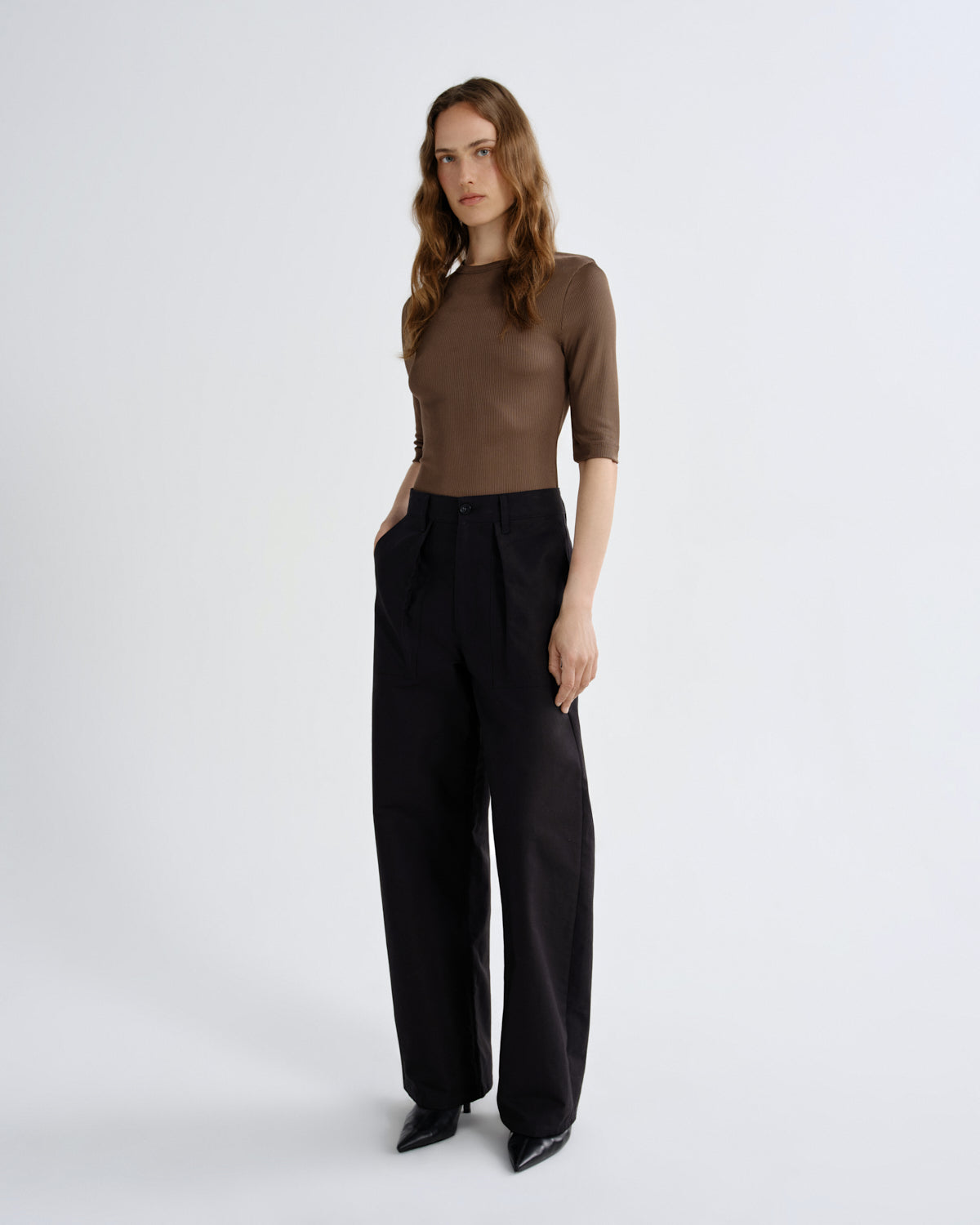 agolde-low-curve-utility-jean-sateen-hose-schwarz image 4