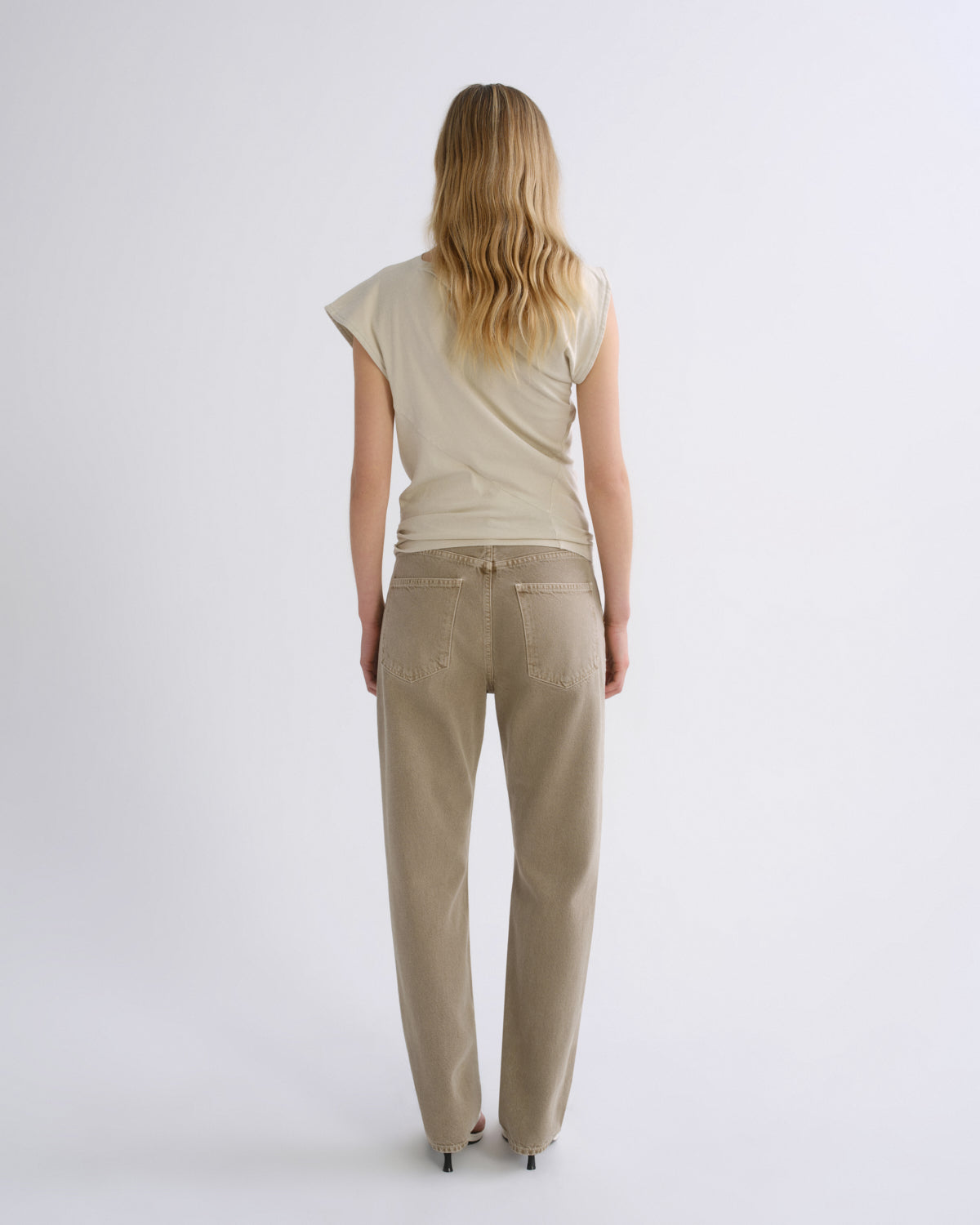 agolde-lana-jean-trail-relaxed-straight-jeans image 2