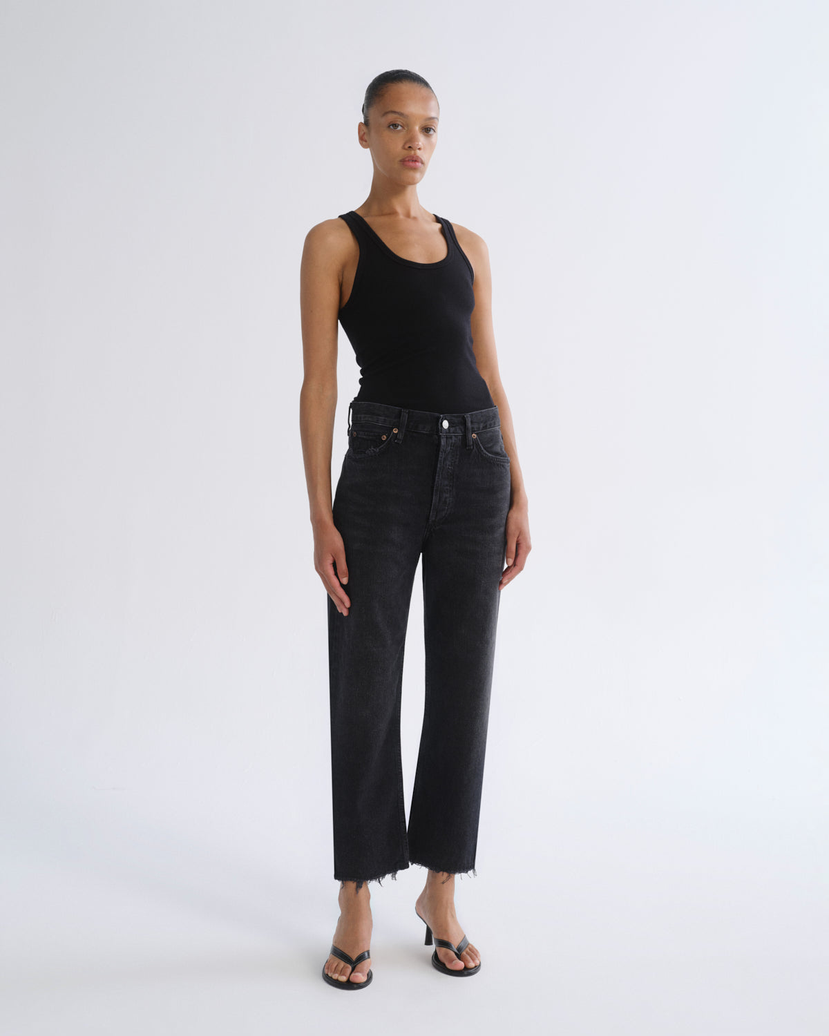 agolde-90-s-crop-straight-jeans-tar-schwarz image 3
