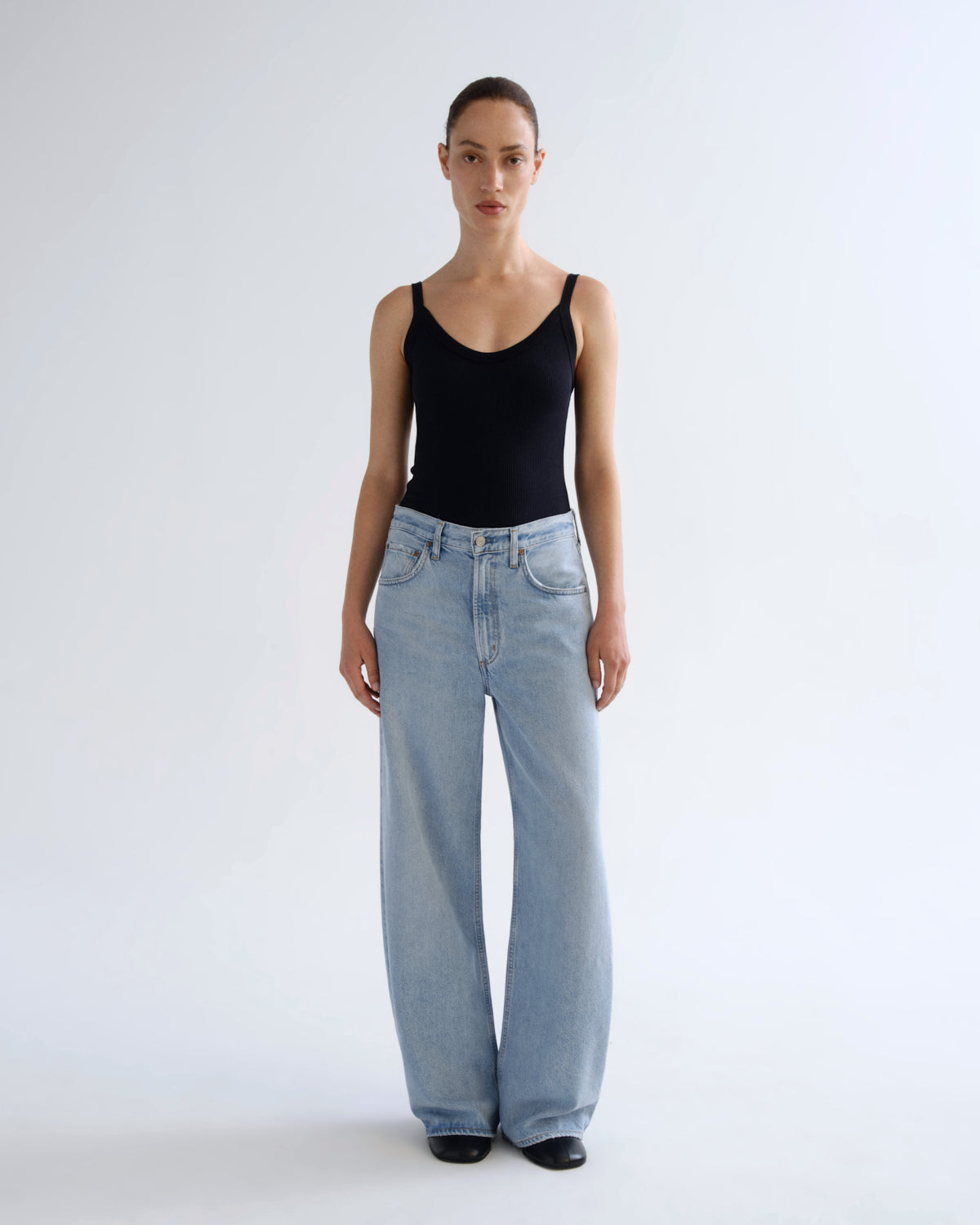 agolde-low-curve-jean-flyweight-jeans-memory-hellblau image 1