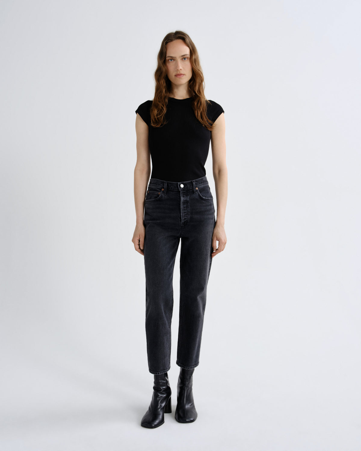 agolde-90-s-pinch-waist-crop-jeans-radius-schwarz image 1