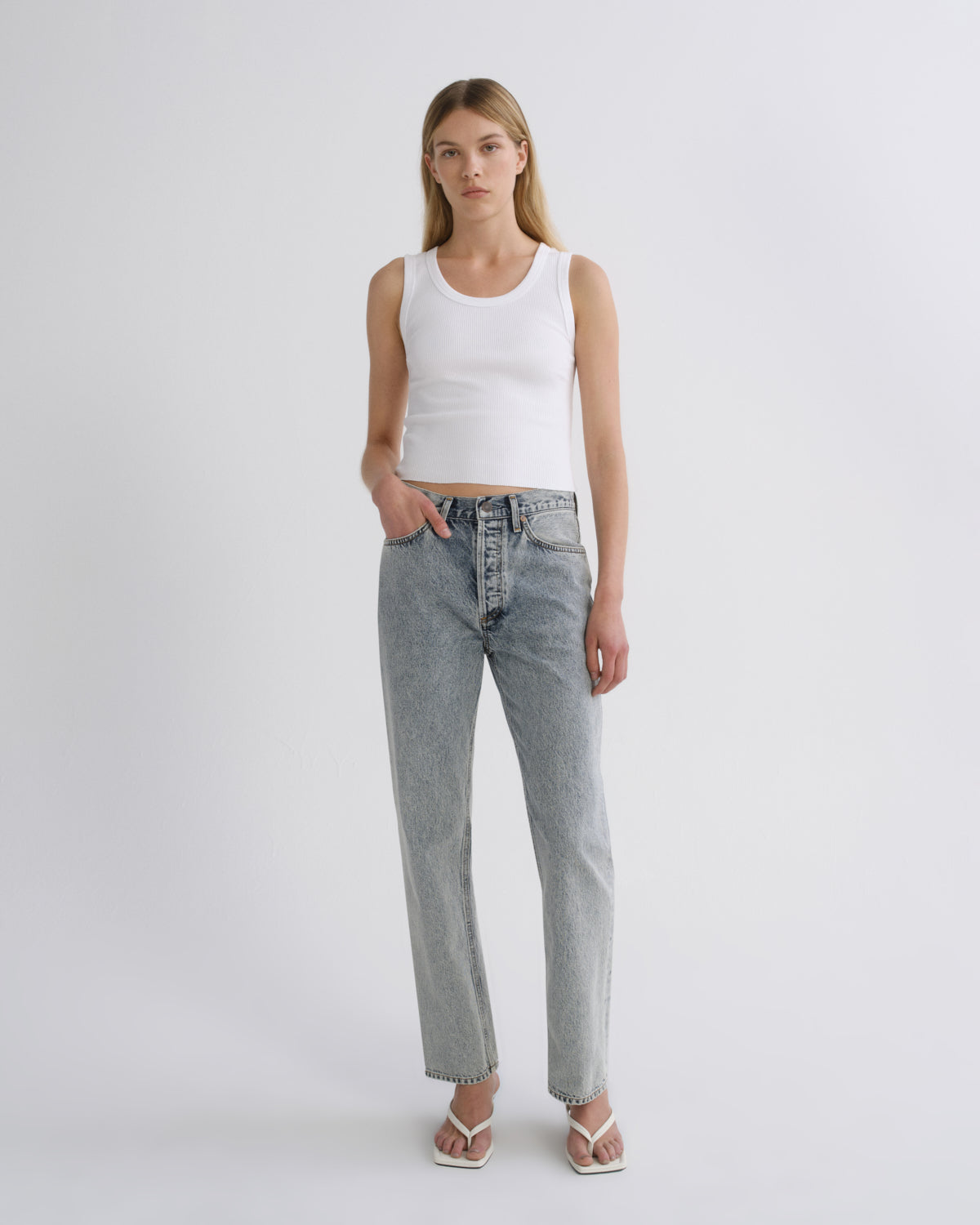 agolde-shrunken-poppy-tank-top-wei-cropped image 3