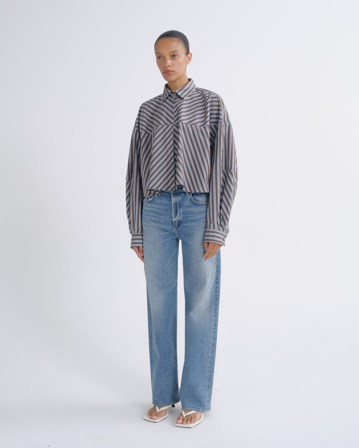 agolde-ren-jean-32-weightless-stretch-jeans-measure-damen image 4
