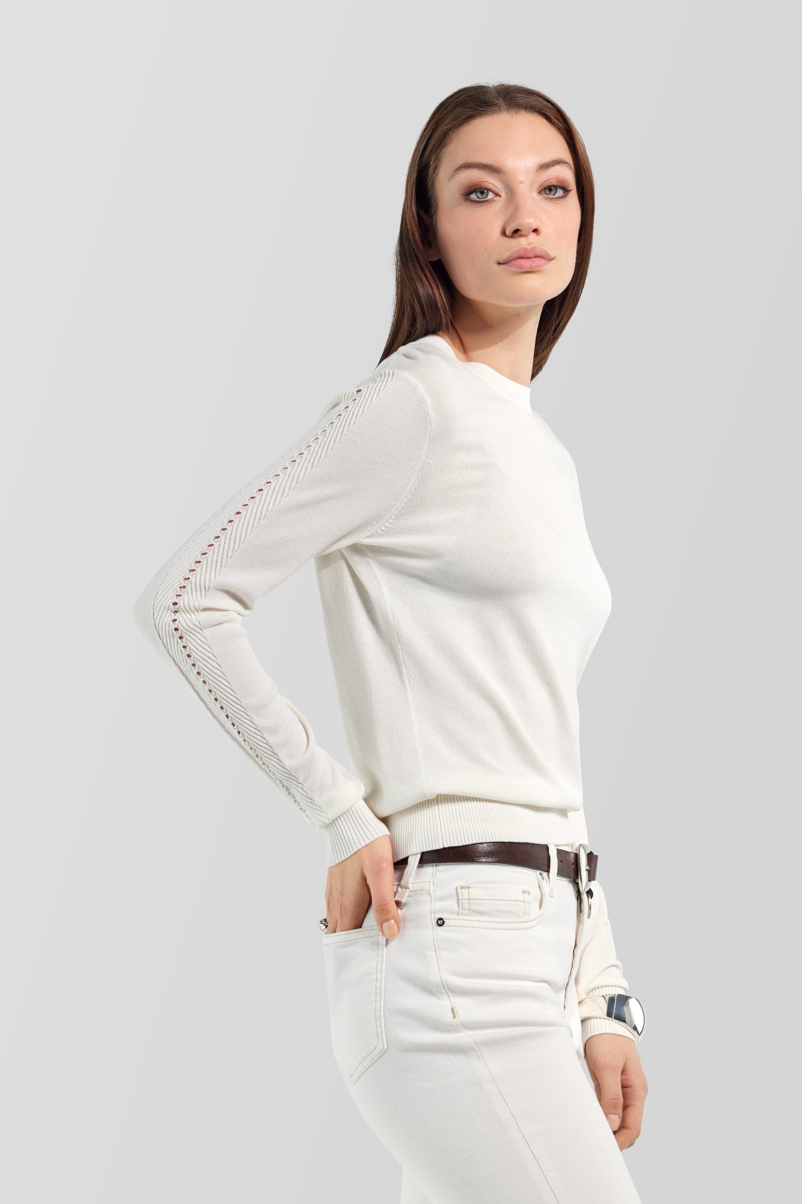 gas-rosita-round-1583-pullover-damen-wei-viskose-lochmuster image 2