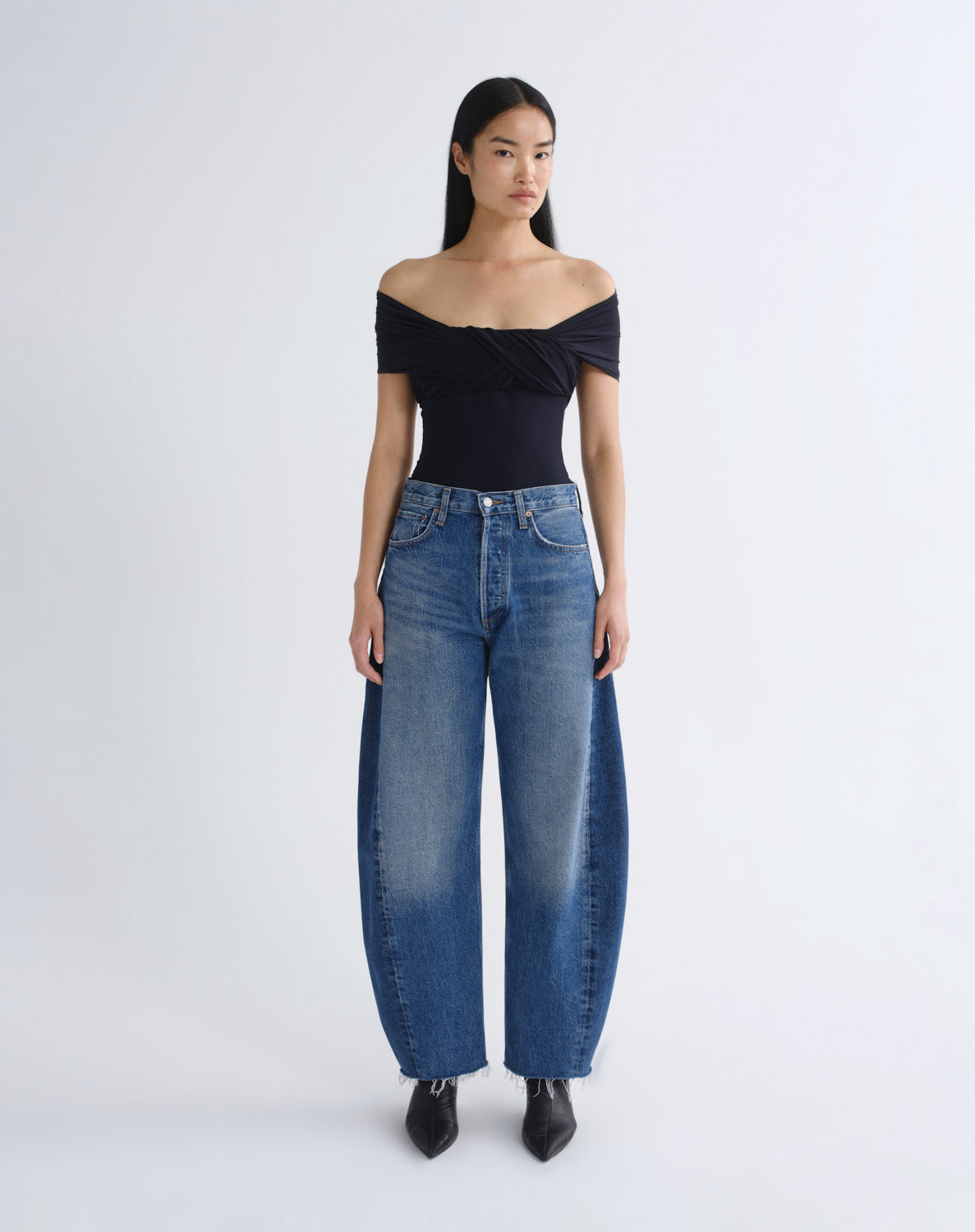 agolde-luna-high-rise-pieced-taper-jeans-split-damen image 1
