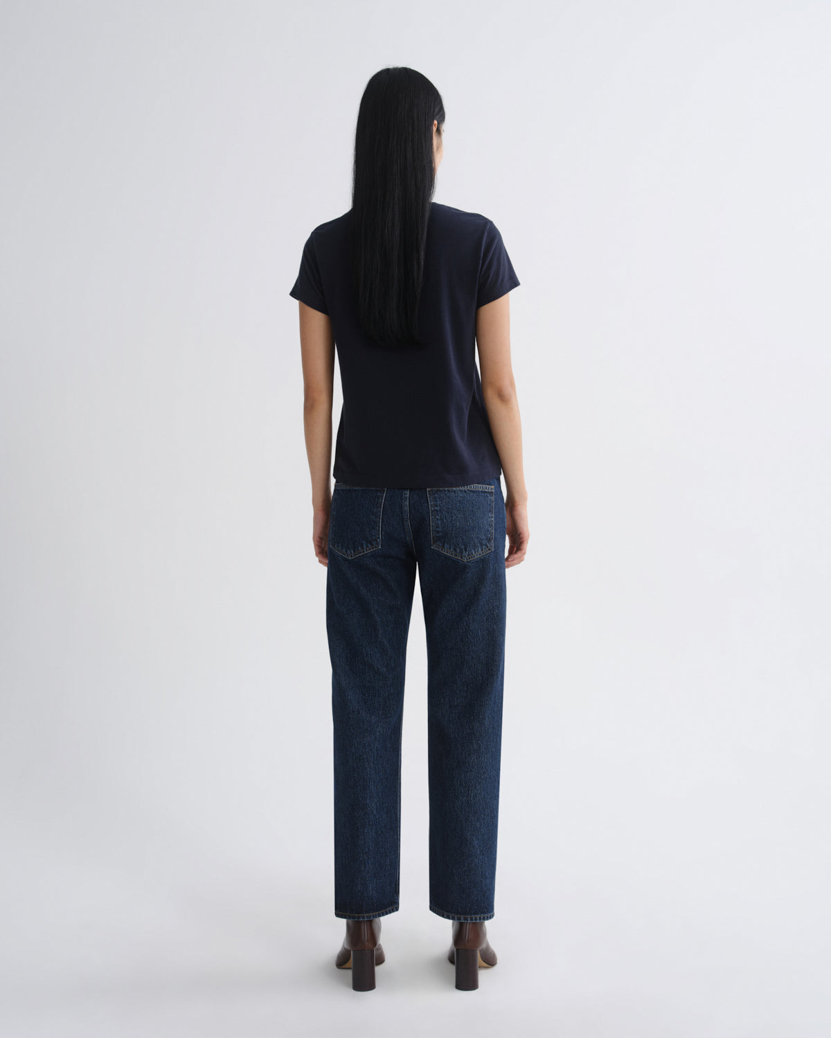 agolde-stovepipe-29-jeans-pendulum-indigo-low-rise image 2