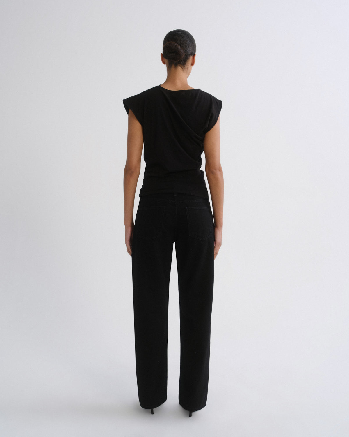 agolde-low-rise-loose-weightless-jeans-cover-schwarz image 2