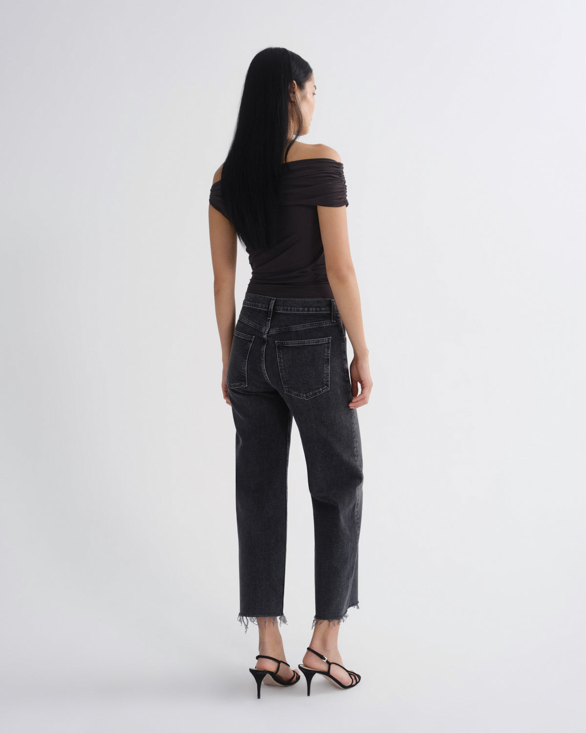 agolde-harper-crop-jeans-radius-schwarz-stretch image 2