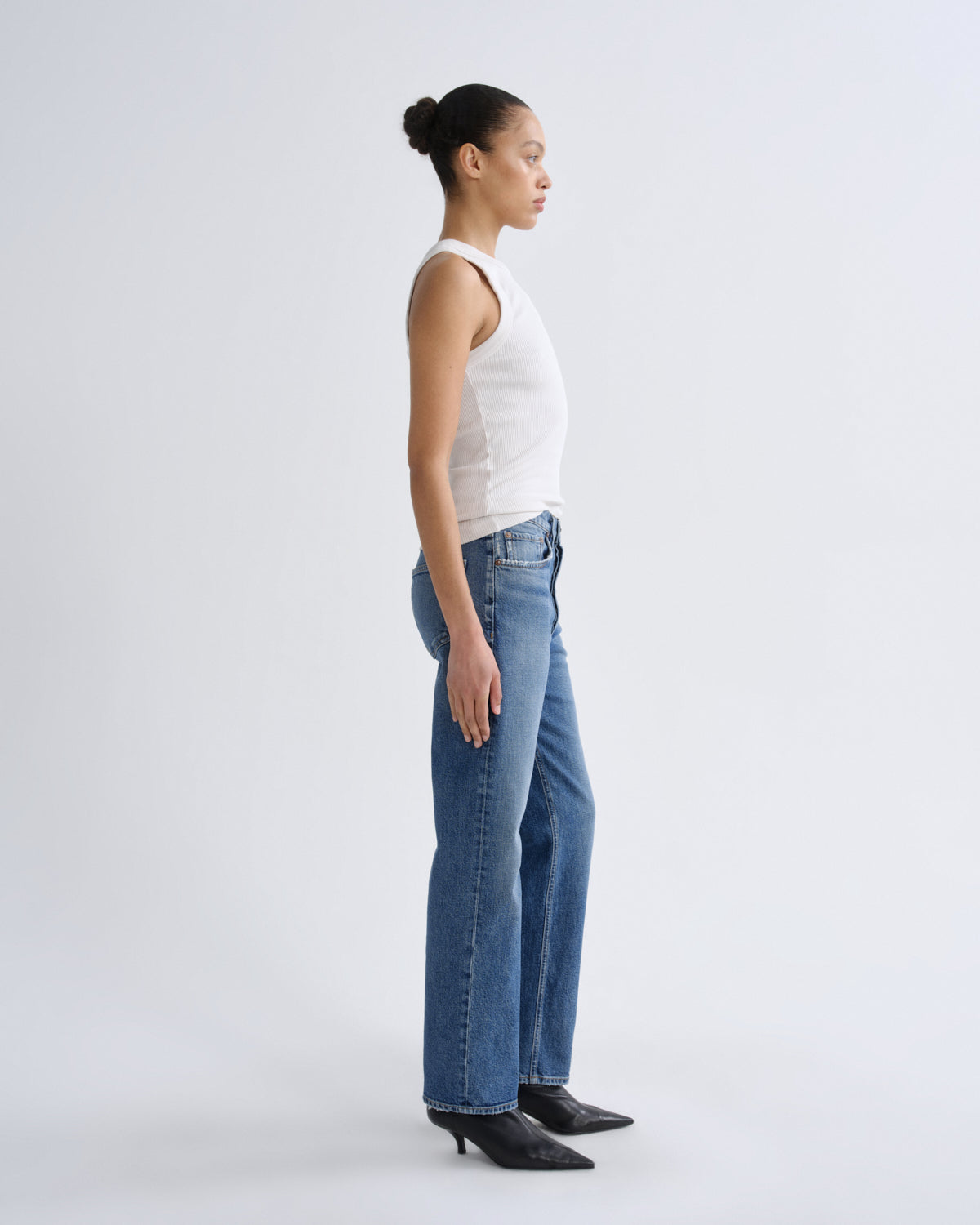 agolde-leigh-tank-top-powder-hellgrau-ripp image 4