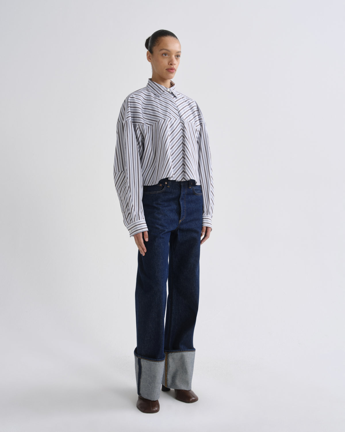 agolde-agnes-hemd-meyer-stripe-braun-wei-gestreift image 4