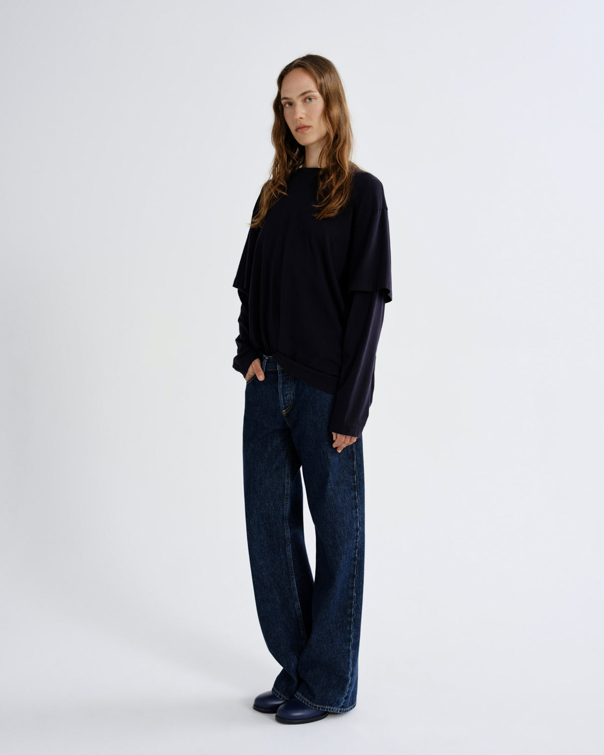 agolde-low-rise-loose-jeans-pendulum-indigo image 4