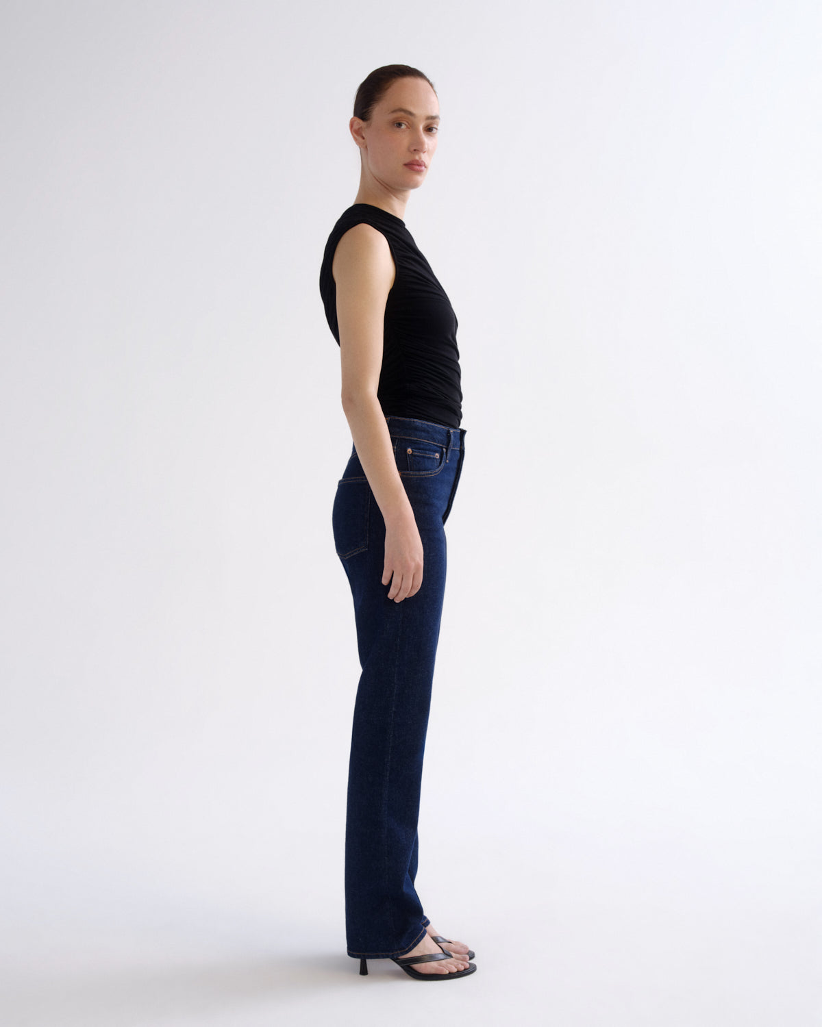 agolde-90-s-pinch-waist-reissue-straight-jeans image 4