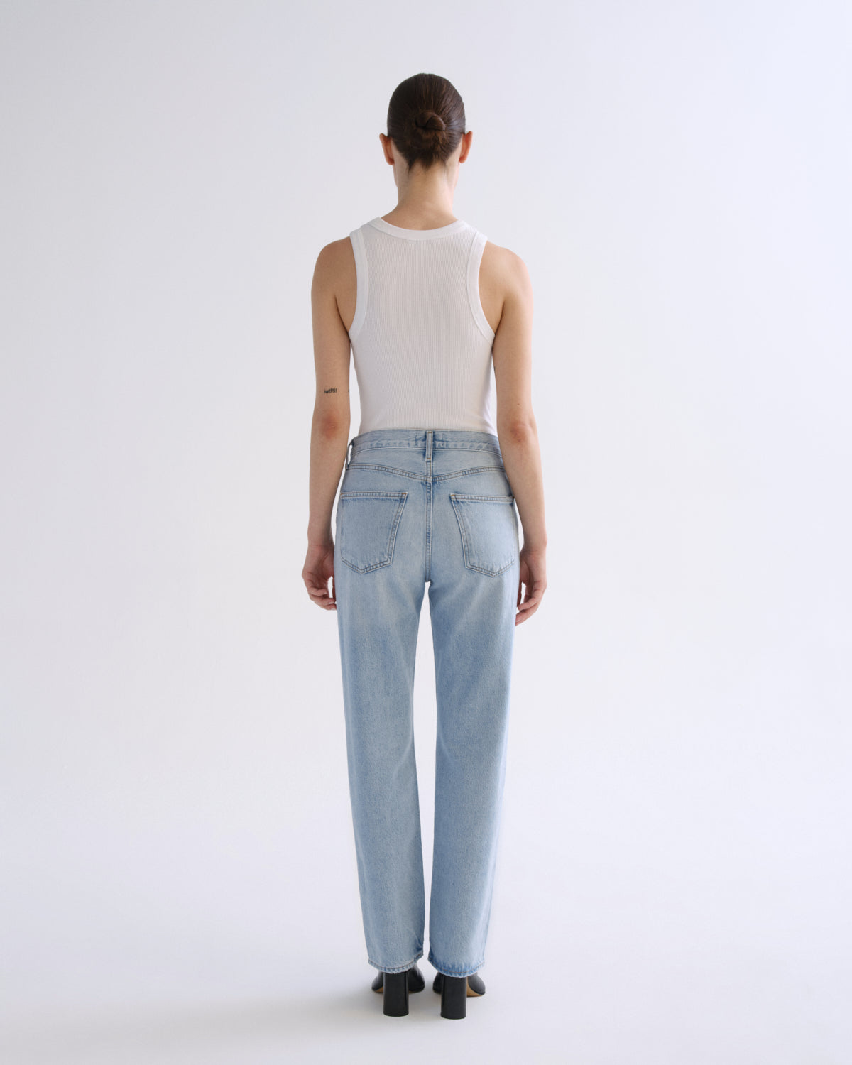 agolde-lana-jean-interim-straight-jeans-damen-hellblau image 2