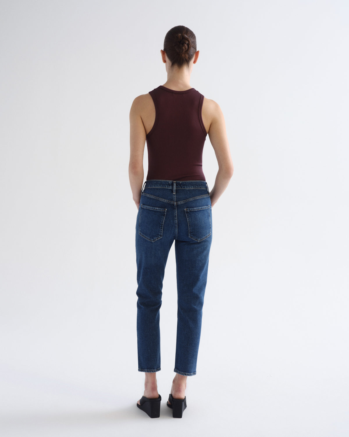 agolde-riley-high-rise-straight-crop-jeans-slick-stretch image 2