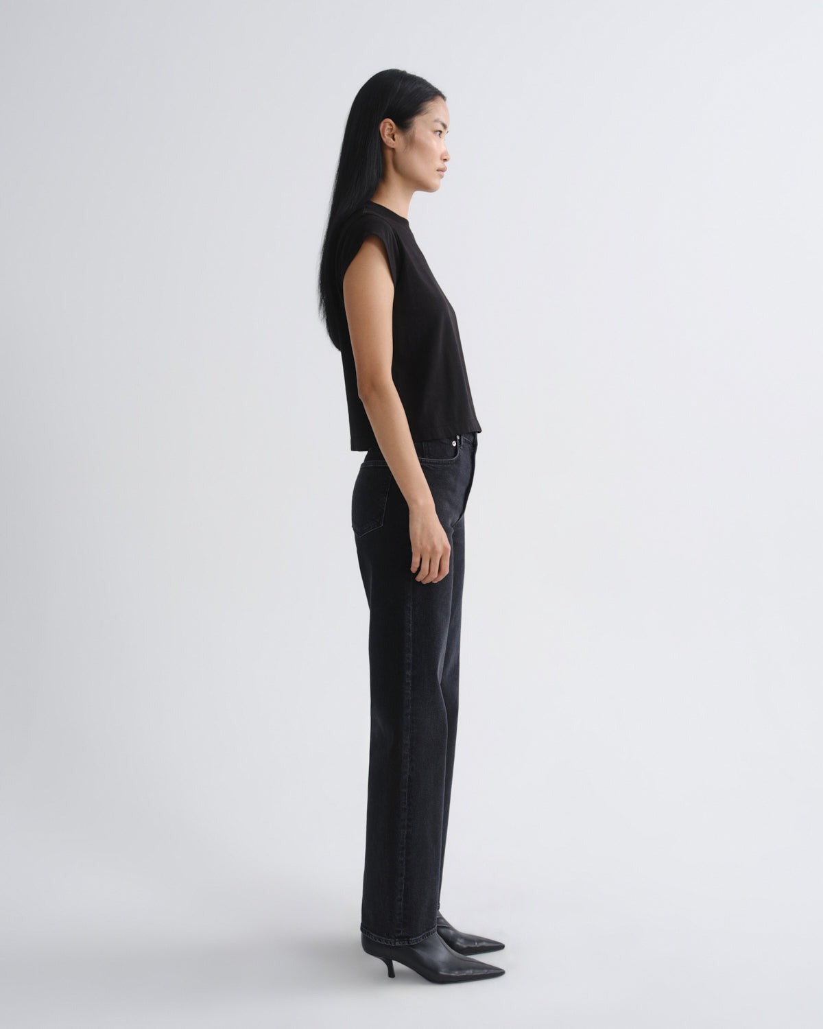 agolde-bryce-cap-sleeve-t-shirt-damen-schwarz-baumwolle image 3