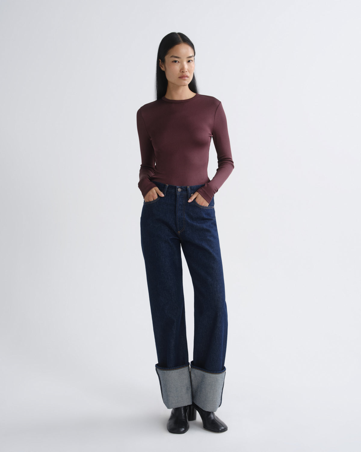 agolde-delphi-slim-tee-longsleeve-damen-corinth-bordeaux image 5