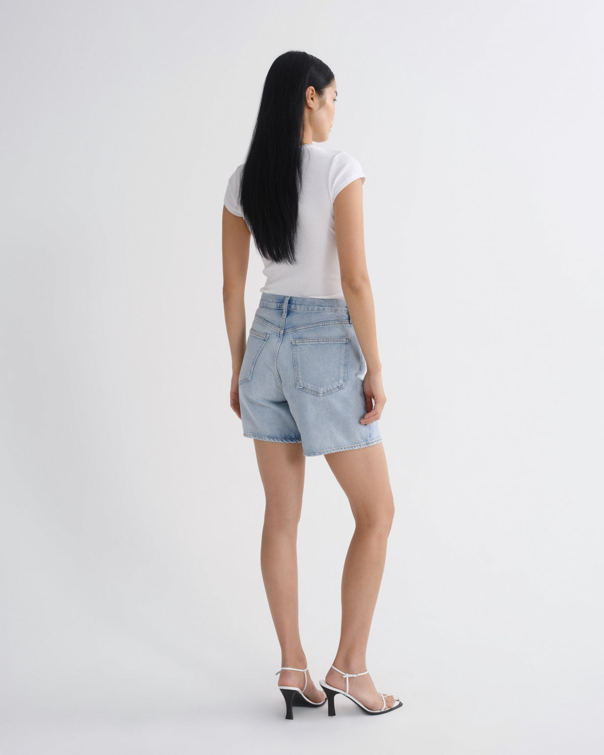 agolde-dame-jeansshorts-convert-hellblau-damen image 2