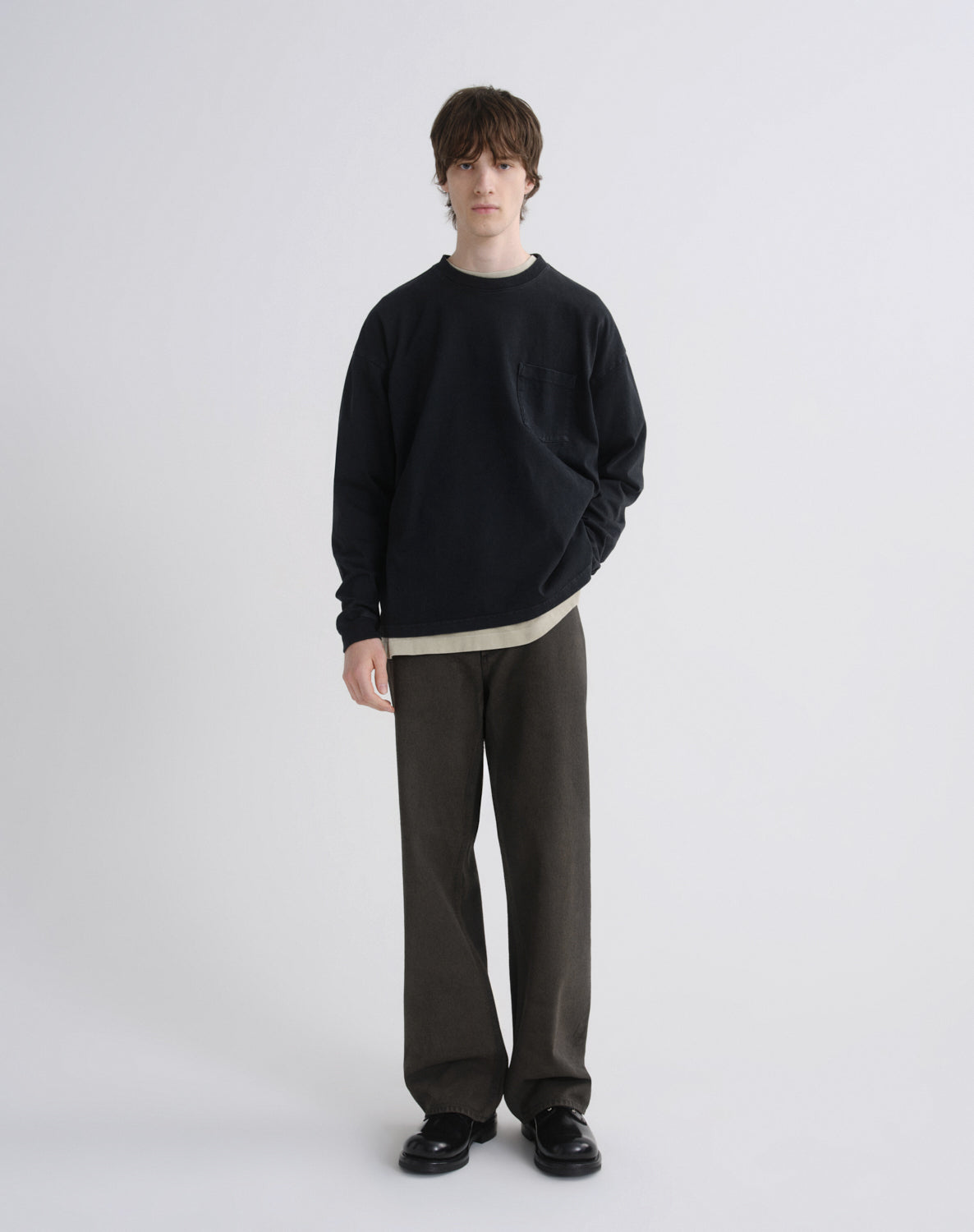 agolde-lucan-longsleeve-washed-black-herren image 5