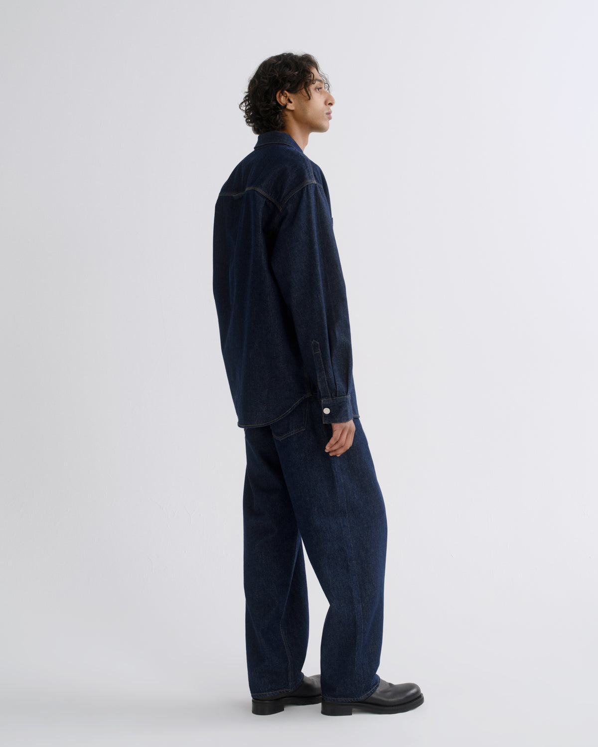 agolde-atticus-shirt-rinse-jeanshemd-eco-indigo image 5