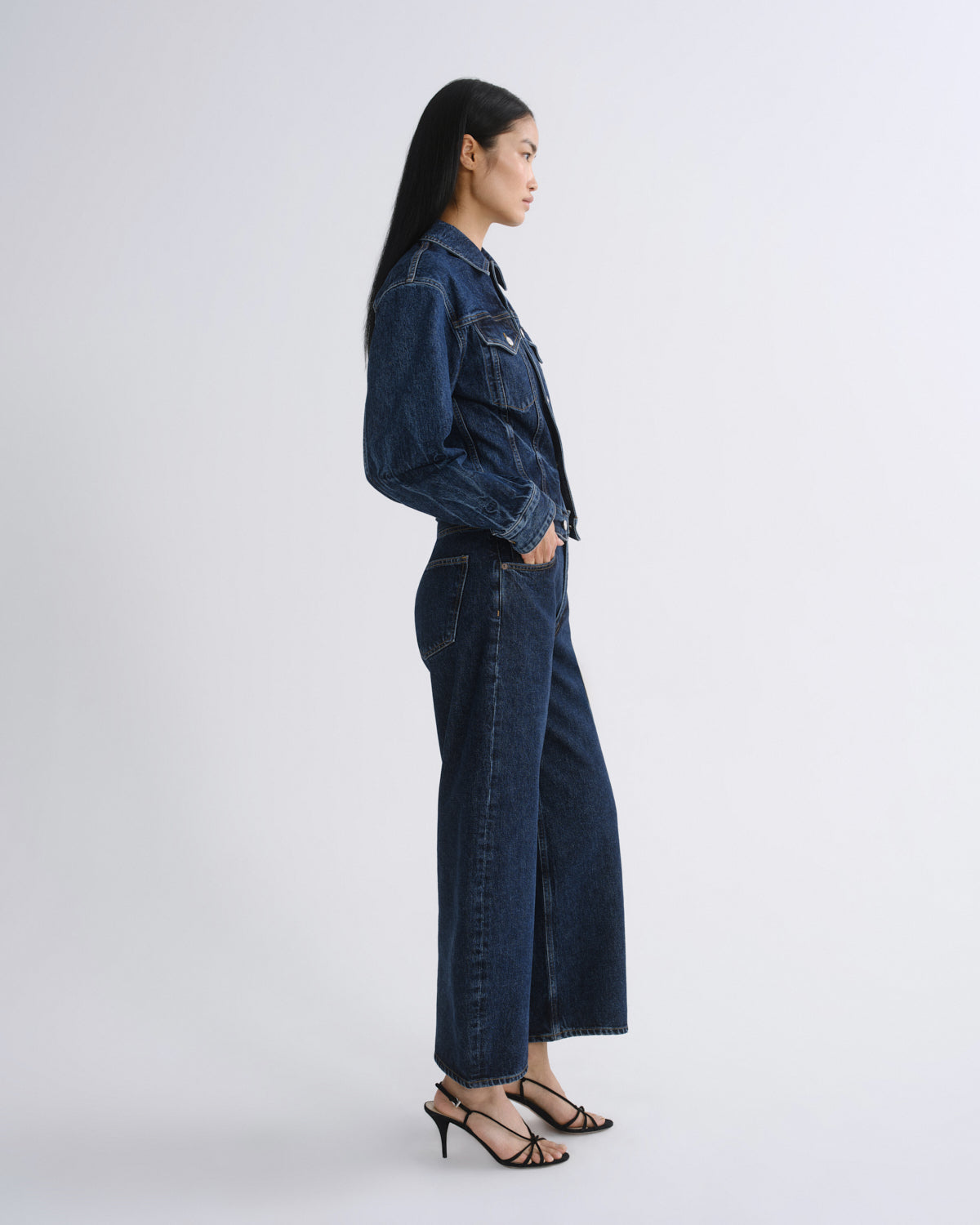 agolde-low-curve-crop-jean-pendulum-indigo image 3