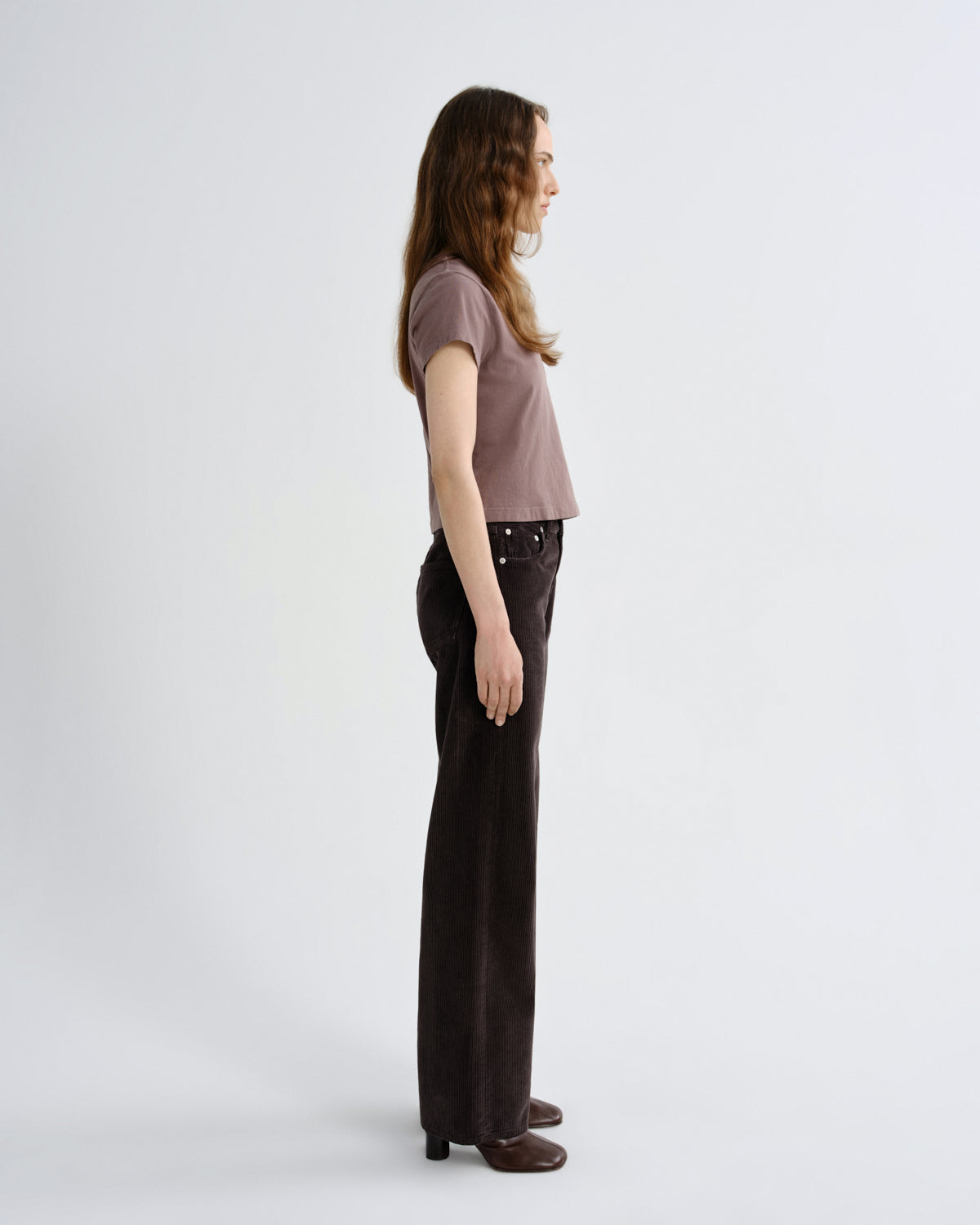 agolde-adine-shrunken-tee-mauvine-dunkelrosa image 3