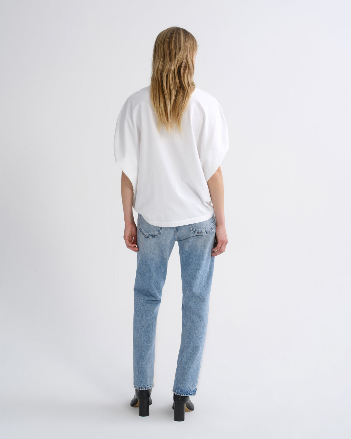 agolde-romney-jean-stream-weightless-mid-rise image 2