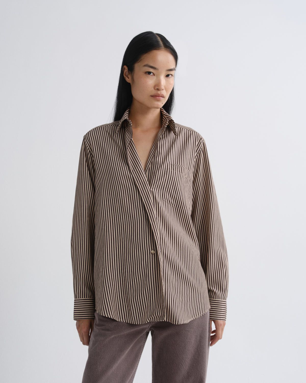 agolde-aris-shirt-trace-stripe-schoko-damenhemd image 1
