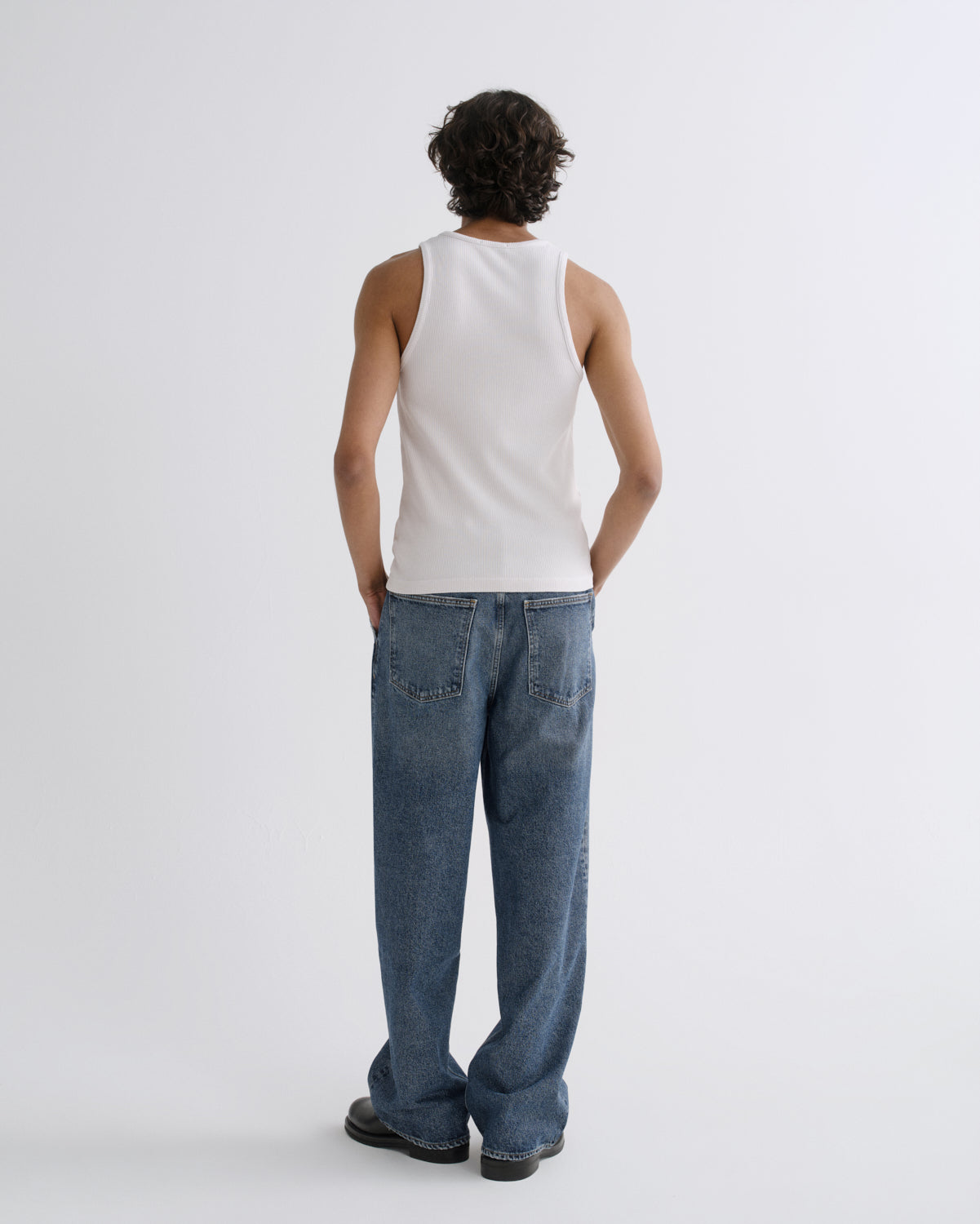 agolde-viggo-tank-top-powder-baumwoll-ripp image 2