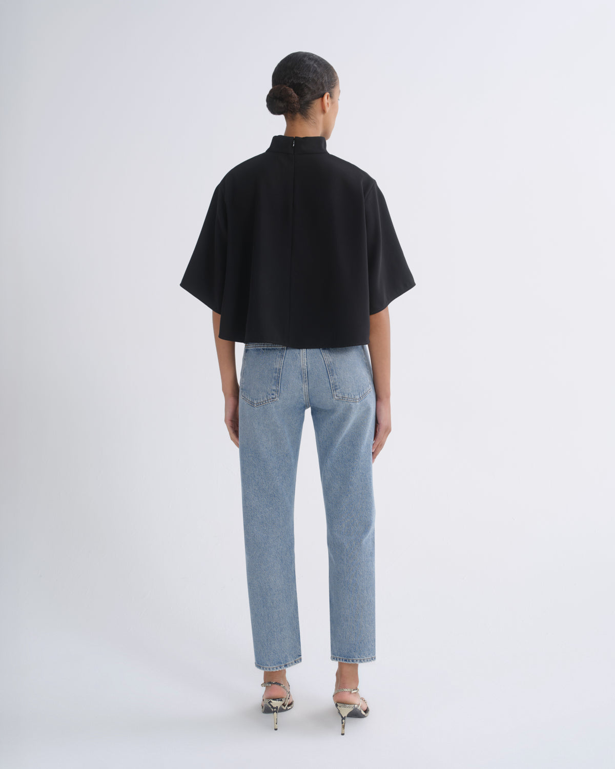 agolde-90-s-pinch-waist-crop-stage-damenjeans-indigo image 2