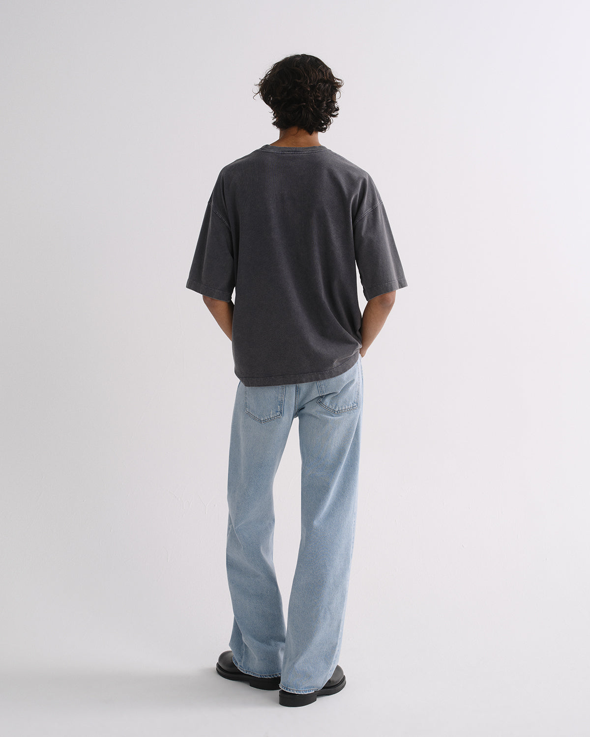 agolde-afton-jeans-orten-straight-helle-waschung image 2