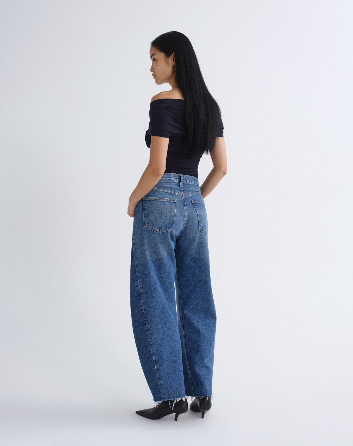 agolde-luna-high-rise-pieced-taper-jeans-split-damen image 2