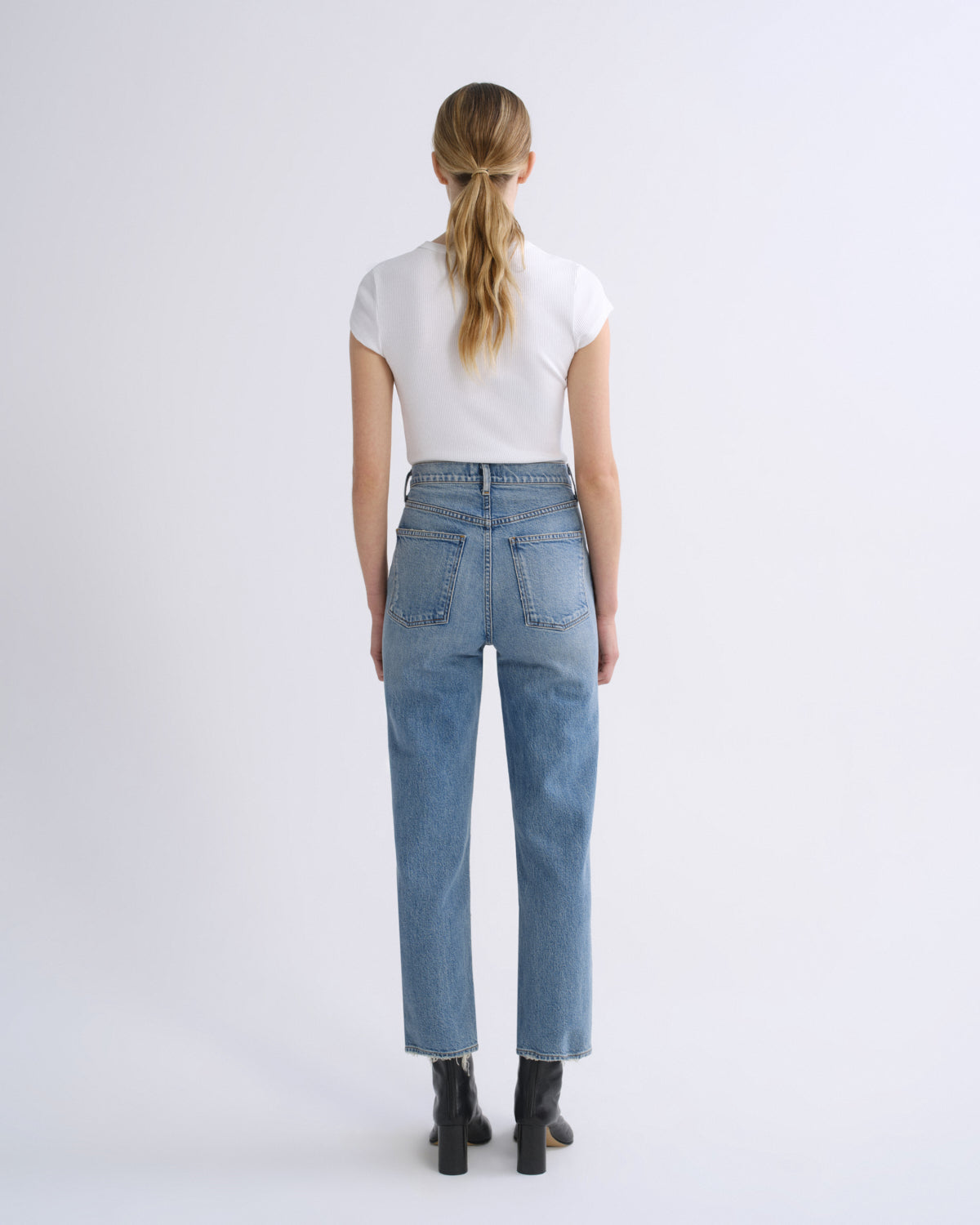 agolde-90-s-pinch-waist-crop-jeans-renew-hellblau image 2