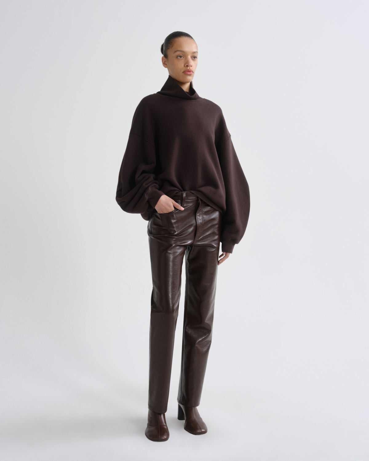 agolde-jenning-sweatshirt-chocolate-braun-oversize image 5