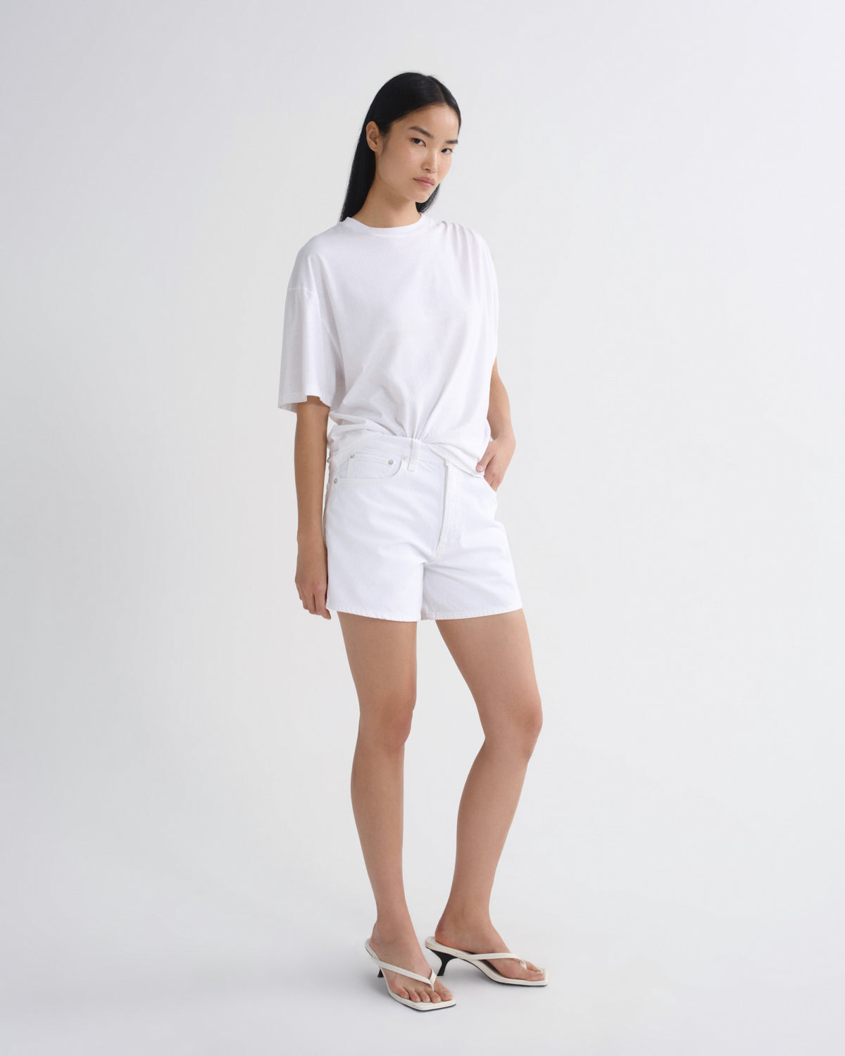 agolde-leith-short-shorts-marshmallow-wei-baumwolle image 4