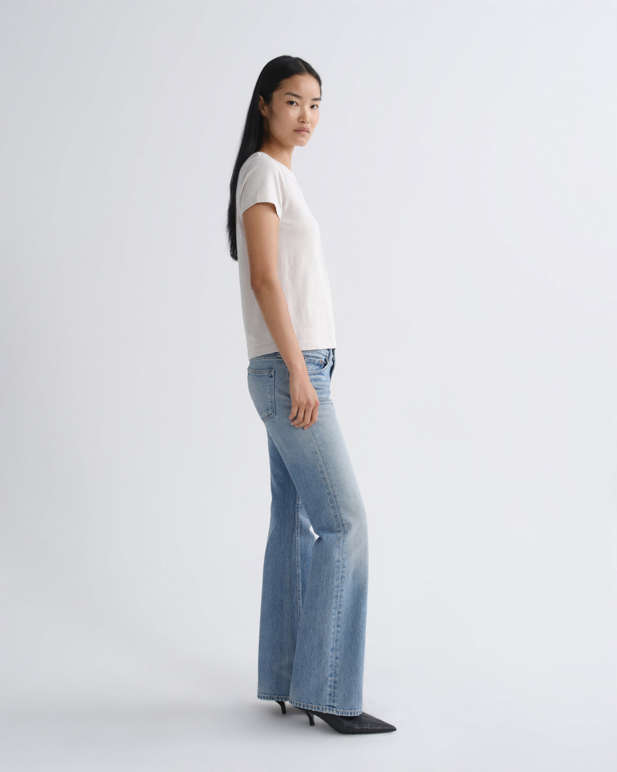 agolde-long-line-adine-tee-bone-bio-baumwolle image 4