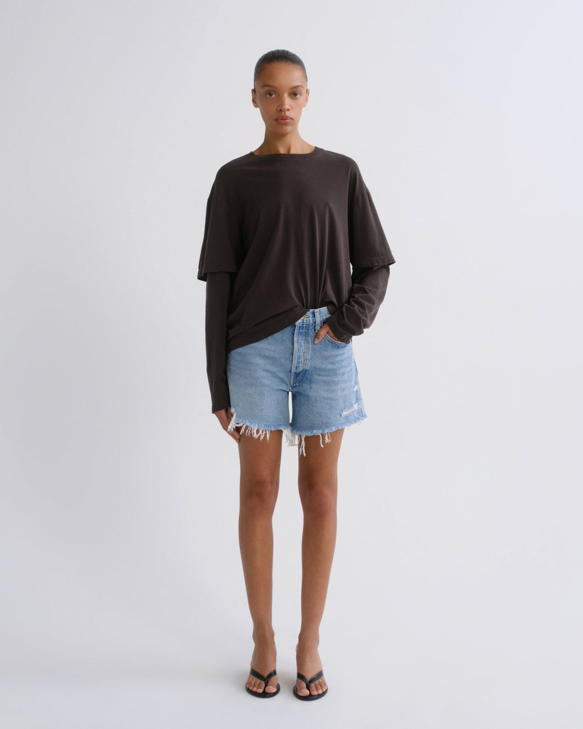 agolde-parker-long-short-swapmeet-shorts-hellblau image 3