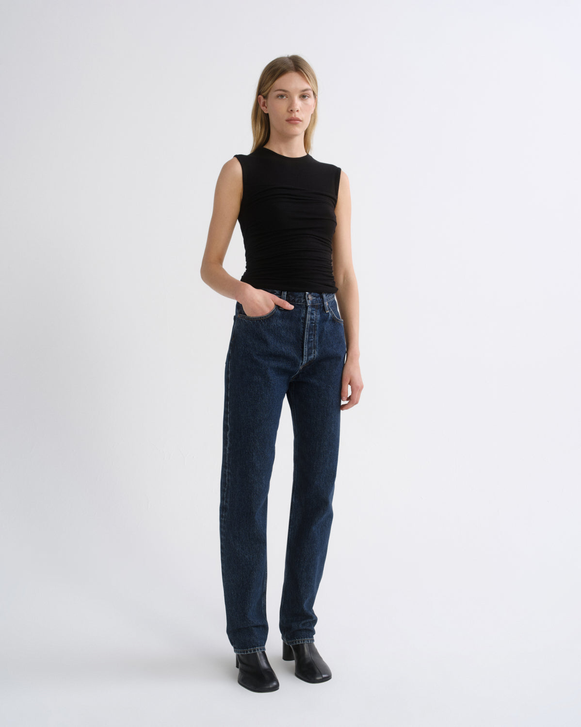 agolde-90s-pinch-waist-straight-long-jeans-pendulum image 4